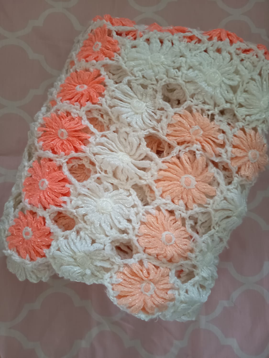 Manta crochet bebé flor de margarita