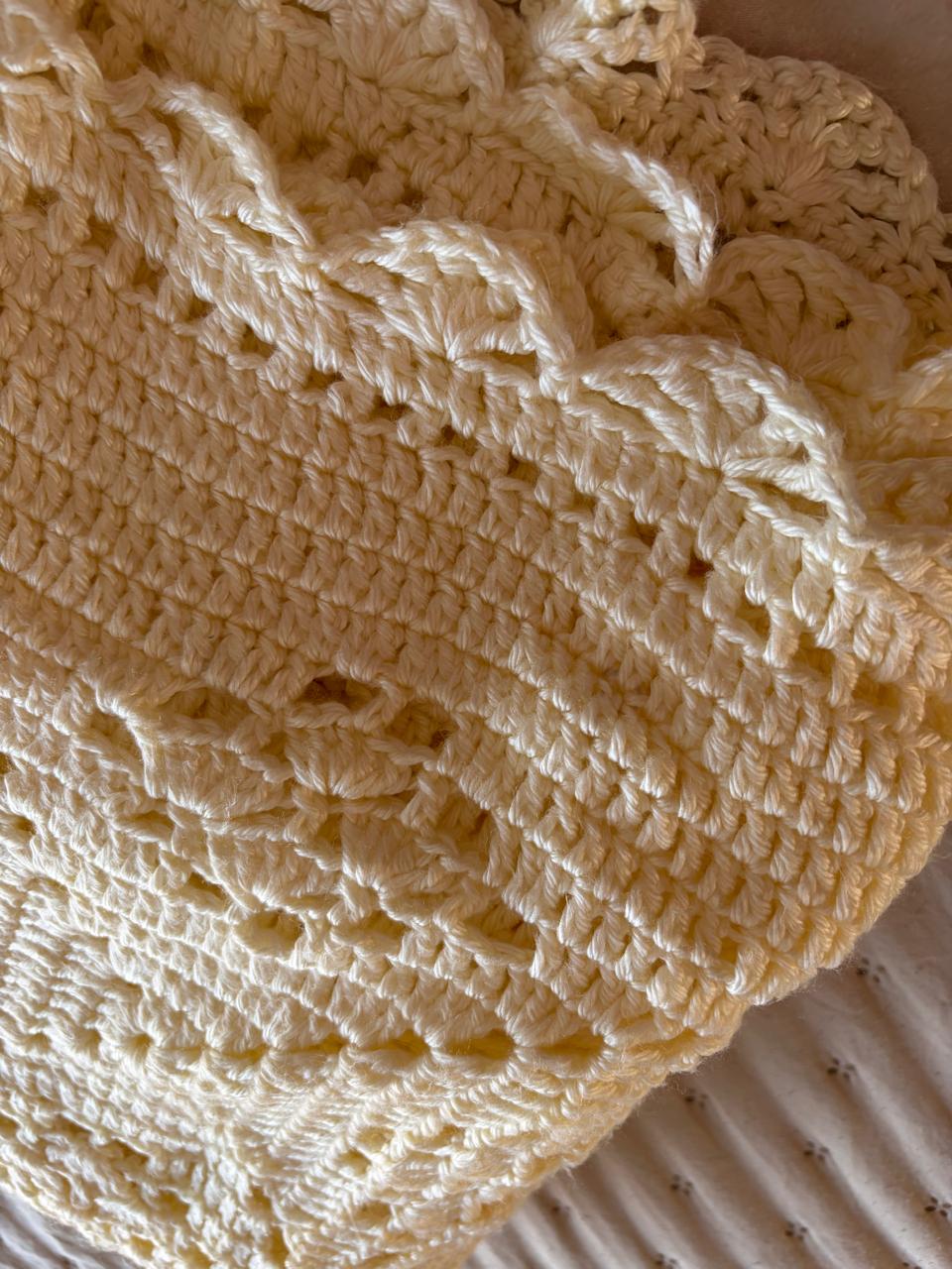 Manta a crochet Jardín de Marfil 140x183cm