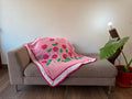 Manta Flores Rosadas  104x98cm - Crochet Artesanal